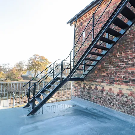 Tower View * Scarborough